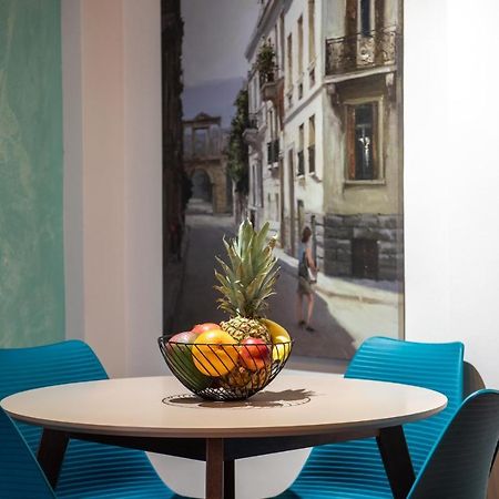 Blue Ark Wanderlust Apartment Атина Екстериор снимка