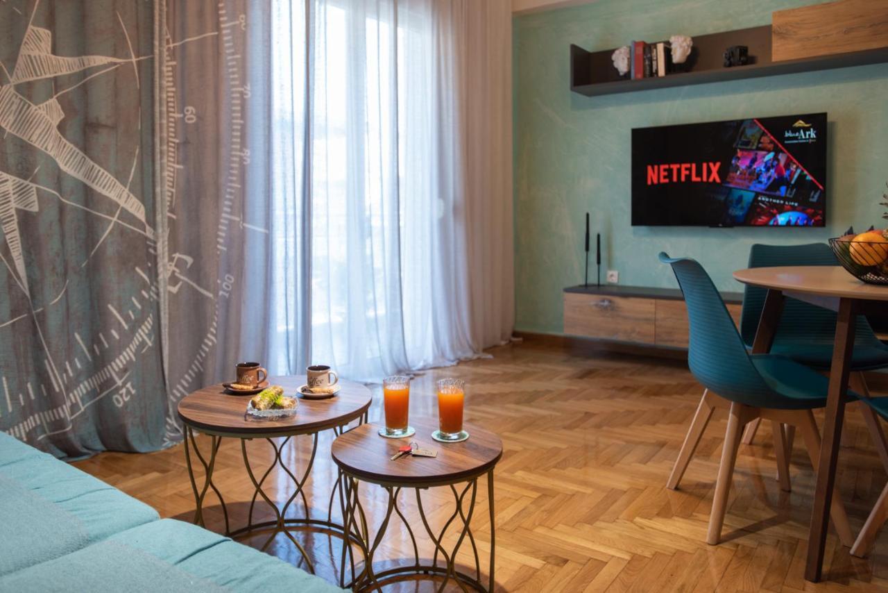 Blue Ark Wanderlust Apartment Атина Екстериор снимка