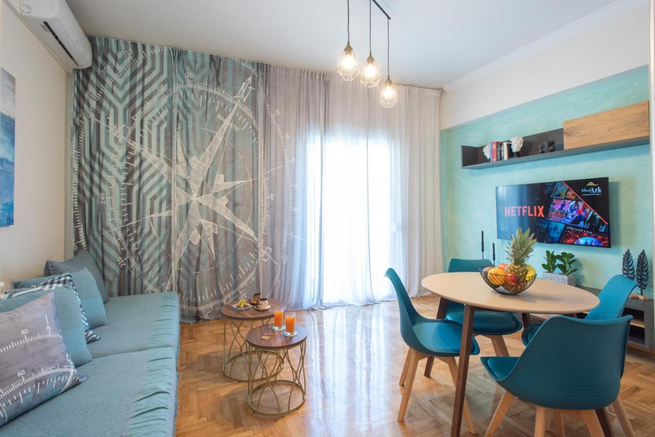 Blue Ark Wanderlust Apartment Атина Екстериор снимка