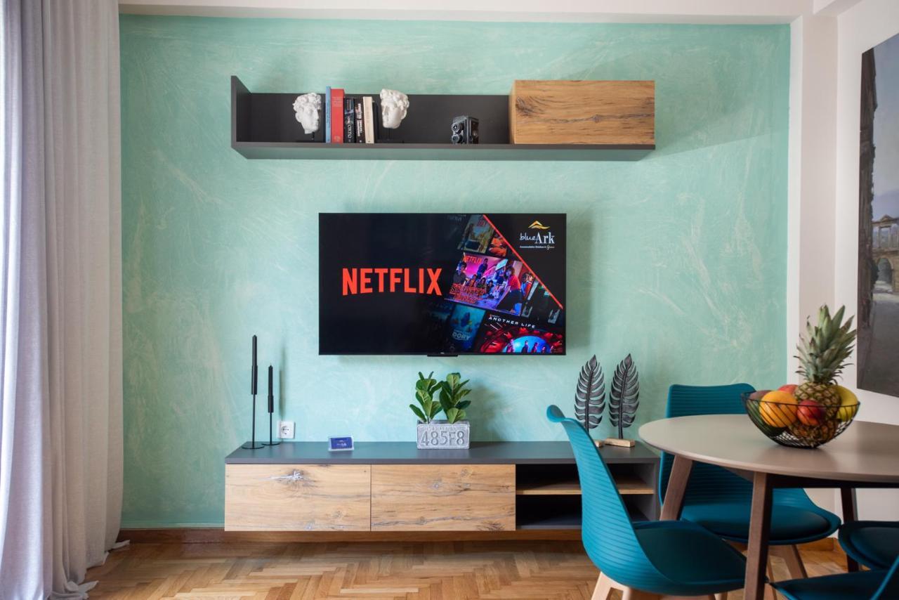 Blue Ark Wanderlust Apartment Атина Екстериор снимка