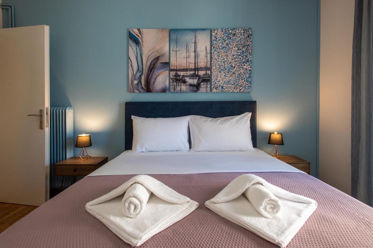 Blue Ark Wanderlust Apartment Атина Екстериор снимка