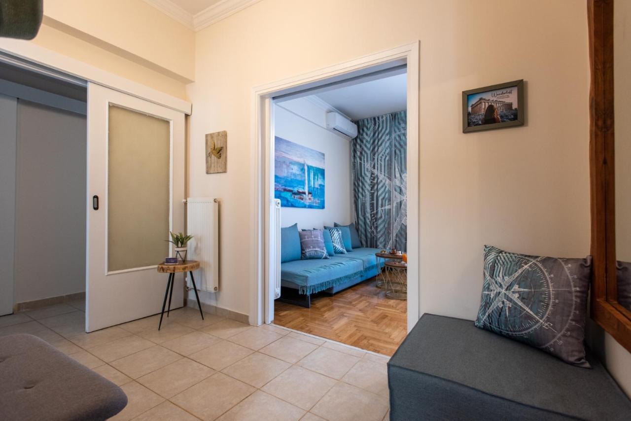 Blue Ark Wanderlust Apartment Атина Екстериор снимка