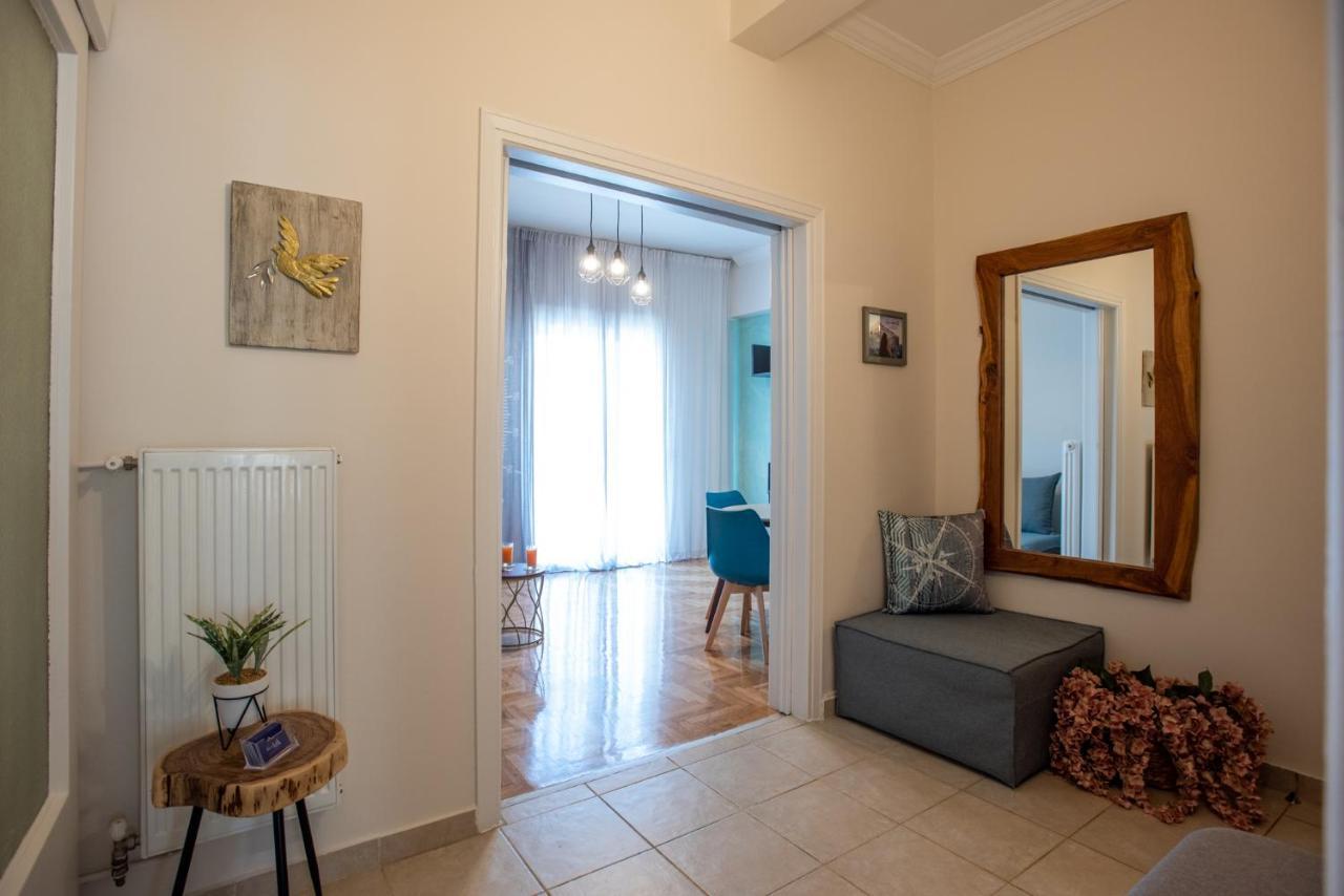 Blue Ark Wanderlust Apartment Атина Екстериор снимка